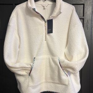 Crown & Ivy White Fleece Quarter-Zip